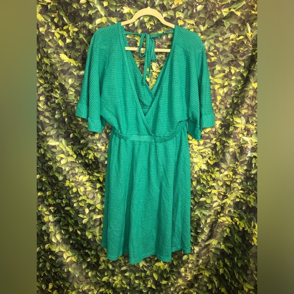VENUS Teal Green V-Neck Waffle print Dress NWOT S Coverup - Picture 6 of 16